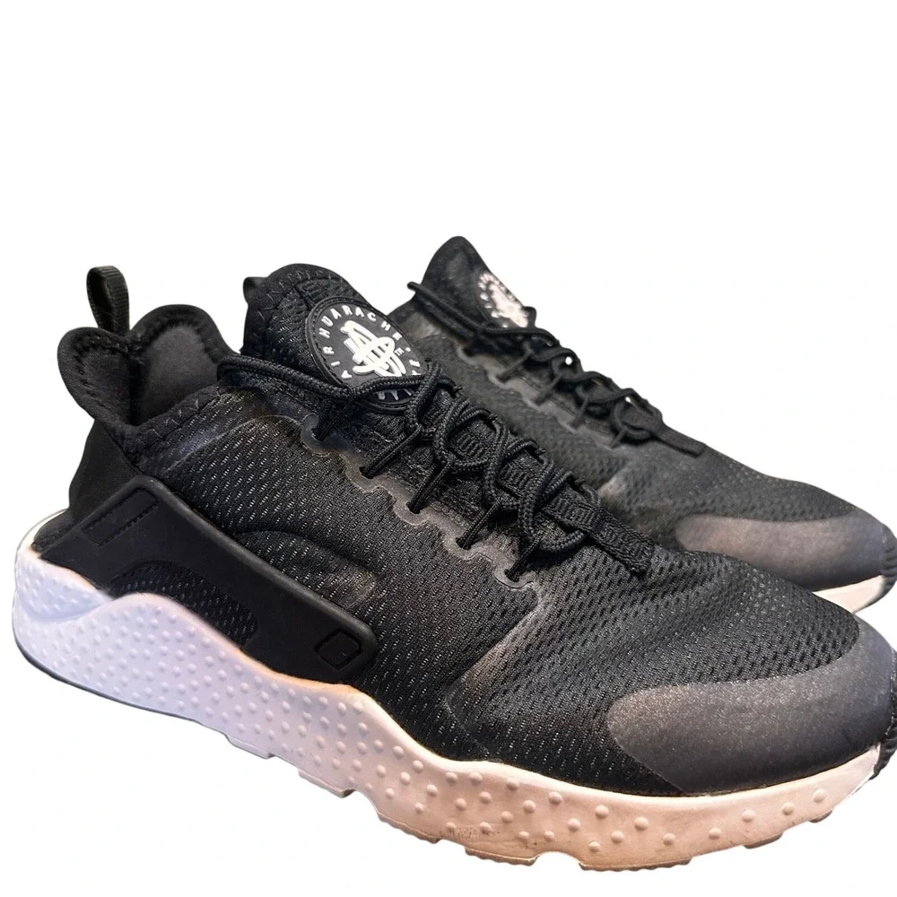 Nike Air Huarache Running‎ Shoes Black White Womens Size 7.5 US 6 UK 38.5 EU